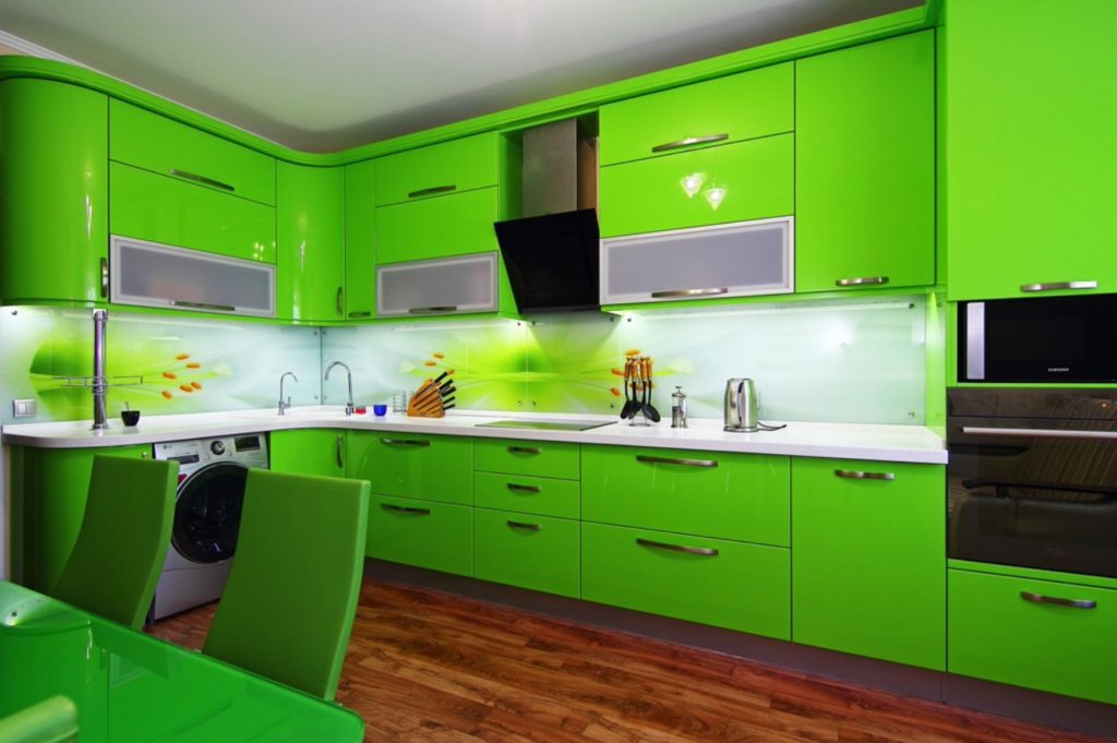 Зеленая кухня на заказ